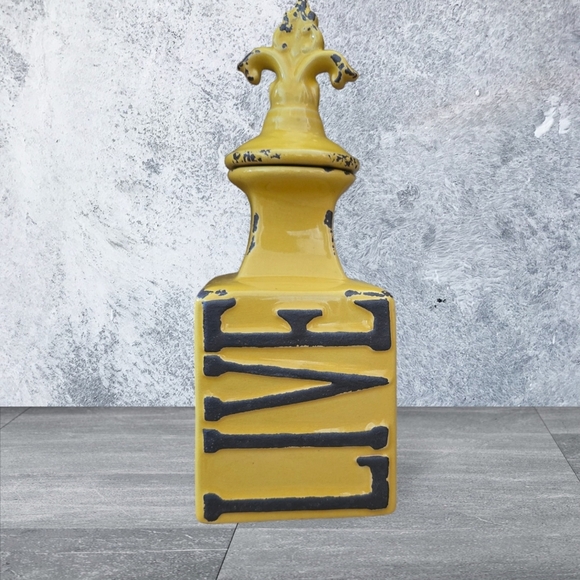 Vintage-yellow rustic pottery Canister  vase “LIVE” - Picture 2 of 6